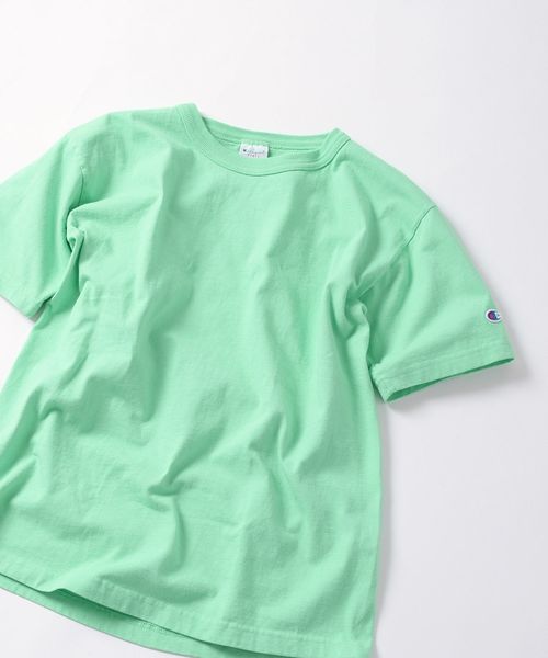 Champion（チャンピオン）の「Champion: made in usa T-1011 カラーTシャツ（Tシャツ/カットソー・メンズ・コバルトブルー/ライトグリーン/レンガ/キャメル・MEDIUM/LARGE/SMALL/X-LARGE）」の2枚目の写真