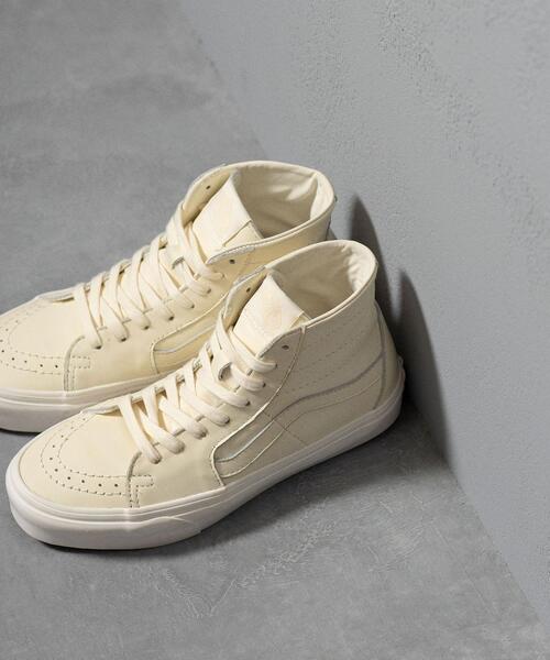 VANS（バンズ）の「【国内exclusive】＜VANS（バンズ）＞SK8-HI レザースニーカー ◆（スニーカー・レディース・オフホワイト・6/5h/6h/5/7）」の2枚目の写真