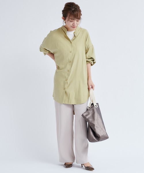 DouDou(ドゥドゥ)の「バックタックボリュームシャツ(シャツ/ブラウス・レディース・グレイッシュベージュ/グリーン系その他・FREE)」の5枚目の写真