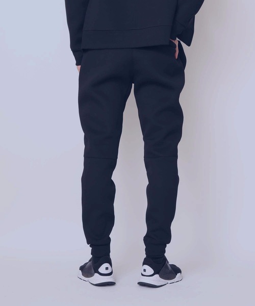 Champion（チャンピオン）の「【CHAMPION/チャンピオン】ＷＲＡＰＡＩＲ切替パンツ　Ｃ３－ＳＳ２１２　通気性・ストレッチ性・保温性に優れた三層構造素材（スウェットパンツ・メンズ・ブラック/ネイビー/グレー・MEDIUM/LARGE/X-LARGE）」の14枚目の写真