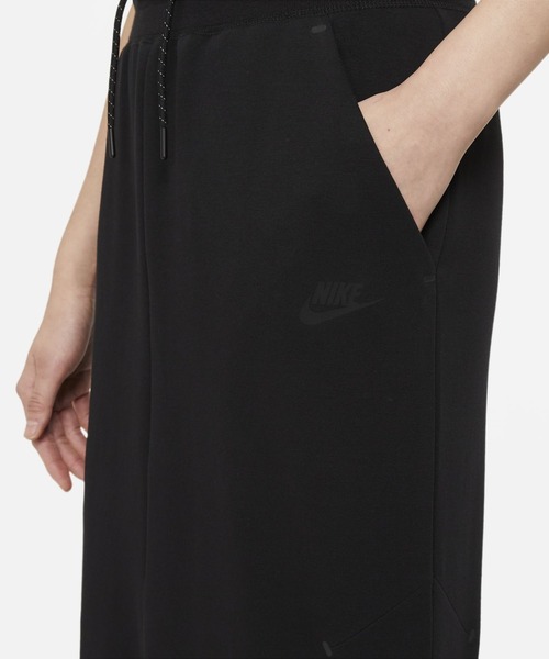 テックフリーススカート00 NIKE（ナイキ）の「ナイキ スポーツウェア テック フリース