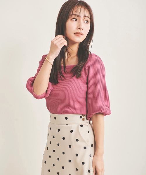 The Virgnia(ザ ヴァージニア)の「スクエアネックボリュームスリーブリブニット(ニット/セーター・レディース・ブラック/オフホワイト/ピンク/ネイビー×ホワイト・FREE)」の4枚目の写真