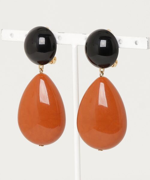 NANO universe（ナノユニバース）の「Francine Bramli Paris/しずく型イヤリング2（イヤリング・レディース・レッド系その他2/アイボリー/アンティークゴールド・FREE）」の7枚目の写真