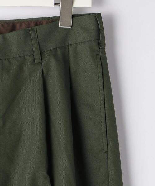 green label relaxing（グリーンレーベルリラクシング）の「OLT SC ロイヤルオックス ワイド 2プリーツ テーパード パンツ（チノパンツ・メンズ・オリーブ/マスタード/オフホワイト/ブラック・MEDIUM/SMALL/LARGE/X-LARGE）」の22枚目の写真