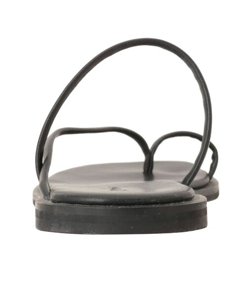 Ungrid（アングリッド）の「アシメフラットサンダル（サンダル・レディース・ブラック/オフホワイト・S/M/L）」の15枚目の写真