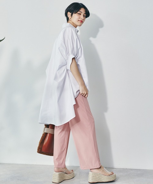 ECRIRE（エクリール）の「袖タックドルマンチュニック（チュニック・レディース・オフホワイト/ブルー/グリーン・フリー）」の6枚目の写真