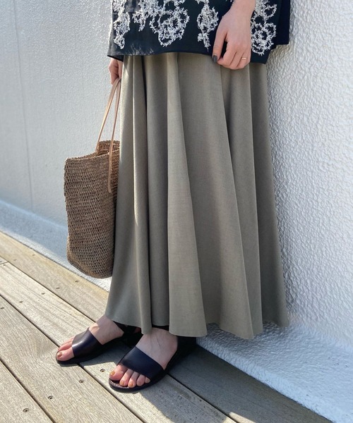 BEARDSLEY（ビアズリー）の「麻調合繊ウエストジャージースカート（スカート・レディース・カーキ/ブラック・1/0）」の8枚目の写真