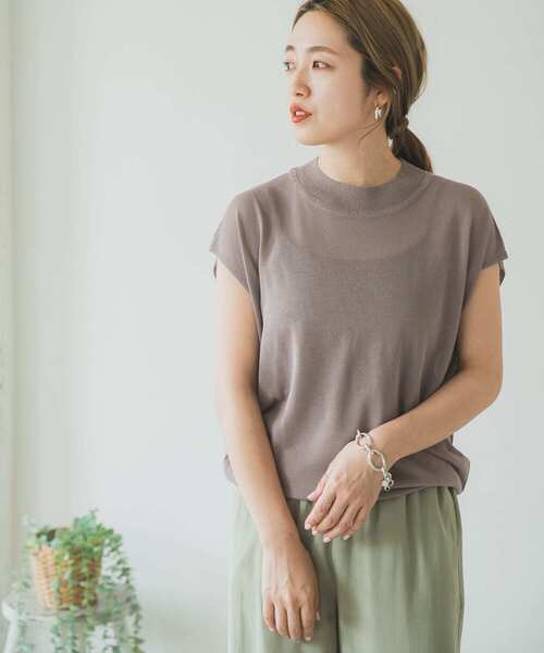 ITEMS URBANRESEARCH（アイテムズ アーバンリサーチ）の「フレンチスリーブニット（ニット/セーター・レディース・モカ/グリーン/グレー系その他/ブラック・FREE）」の15枚目の写真