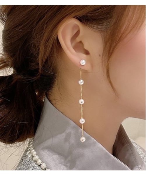 LAC-VERT(ラック・ヴェール)の「パールドロップピアス(ピアス(両耳用)・レディース・ゴールド・FREE)」の6枚目の写真