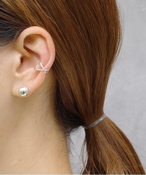 SIGNAL（シグナル）の「【SIGNAL/シグナル】silver925 ハーフボールピアス / シルバー925（ピアス（両耳用）・レディース・シルバー・FREE）」の6枚目の写真