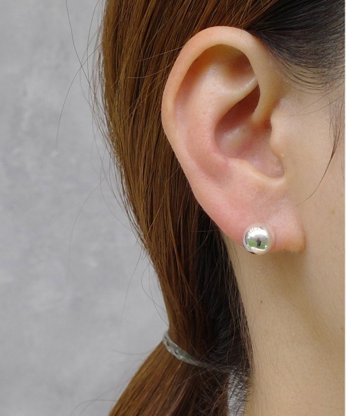 SIGNAL（シグナル）の「【SIGNAL/シグナル】silver925 ハーフボールピアス / シルバー925（ピアス（両耳用）・レディース・シルバー・FREE）」の21枚目の写真