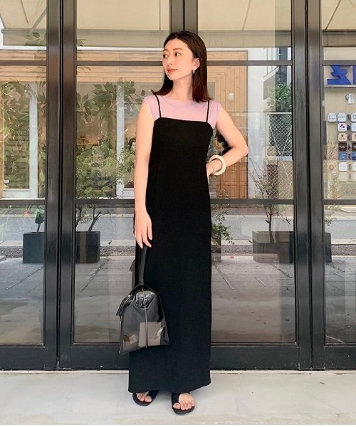 TODAYFUL（トゥデイフル）の「キャミソールワンピース（ワンピース・レディース・ブラック・36inch）」の11枚目の写真