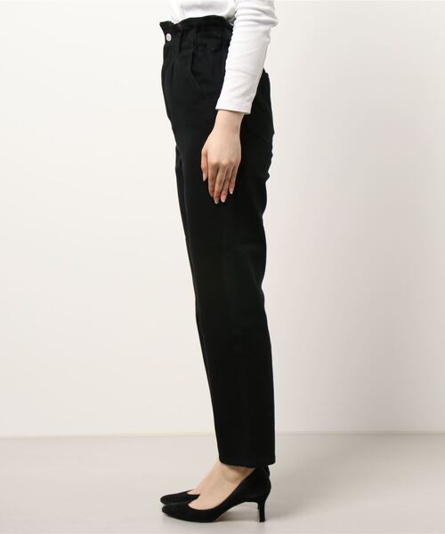 SPINNS（スピンズ）の「ハイウエスト ストレートパンツ（その他パンツ・レディース・ベージュ/ブラック/オフホワイト/インディゴブルー/ブラック系その他/ブルー系その他/アイボリー/グレイッシュベージュ・M/S）」の16枚目の写真