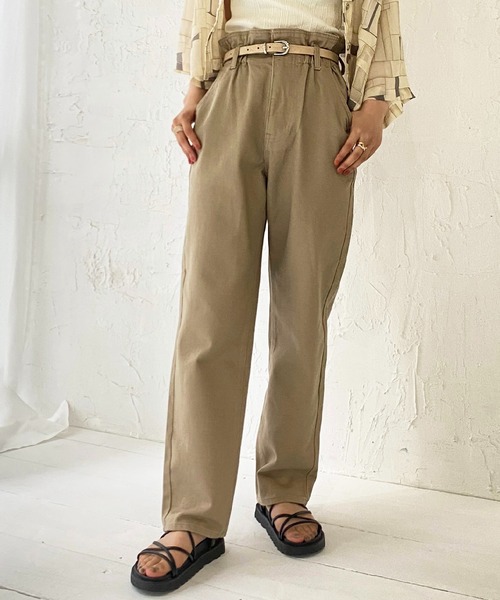 SPINNS（スピンズ）の「ハイウエスト ストレートパンツ（その他パンツ・レディース・ベージュ/ブラック/オフホワイト/インディゴブルー/ブラック系その他/ブルー系その他/アイボリー/グレイッシュベージュ・M/S）」の6枚目の写真