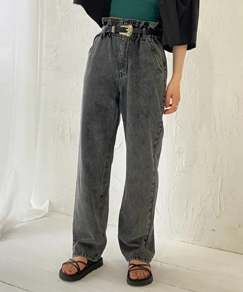 SPINNS（スピンズ）の「ハイウエスト ストレートパンツ（その他パンツ・レディース・ベージュ/ブラック/オフホワイト/インディゴブルー/ブラック系その他/ブルー系その他/アイボリー/グレイッシュベージュ・M/S）」の9枚目の写真