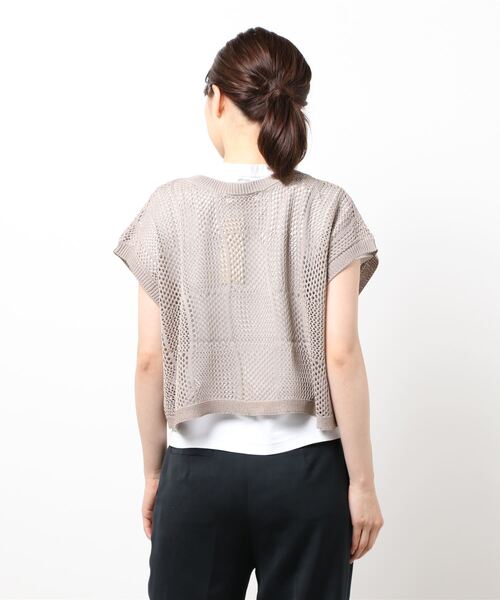 Samansa Mos2 blue（サマンサモスモスブルー）の「透かし編みニットベスト（ベスト・レディース・グレー/オフホワイト/チャコール・ﾌﾘ-）」の4枚目の写真