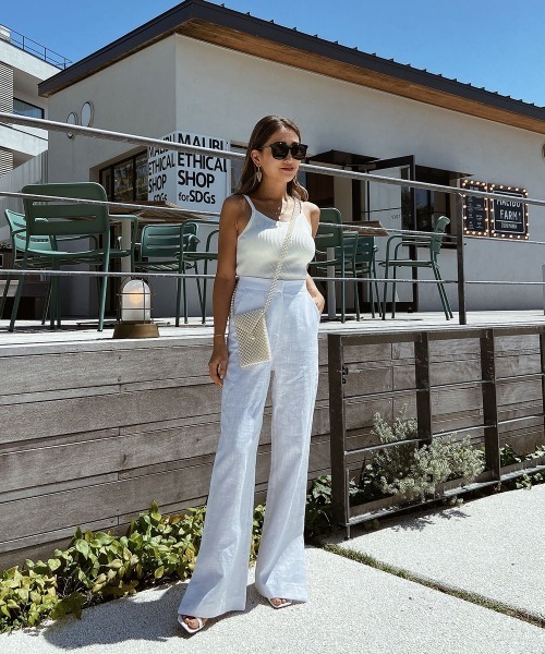 esutoreja(エストレジャ)の「シンプルリブキャミソール(キャミソール・レディース・ホワイト/ブラック/ベージュ・FREE)」の7枚目の写真