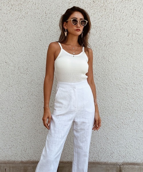 esutoreja(エストレジャ)の「シンプルリブキャミソール(キャミソール・レディース・ホワイト/ブラック/ベージュ・FREE)」の17枚目の写真