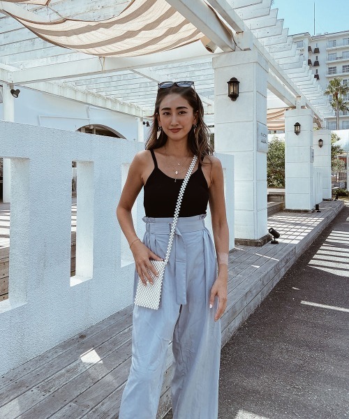 esutoreja(エストレジャ)の「シンプルリブキャミソール(キャミソール・レディース・ホワイト/ブラック/ベージュ・FREE)」の21枚目の写真