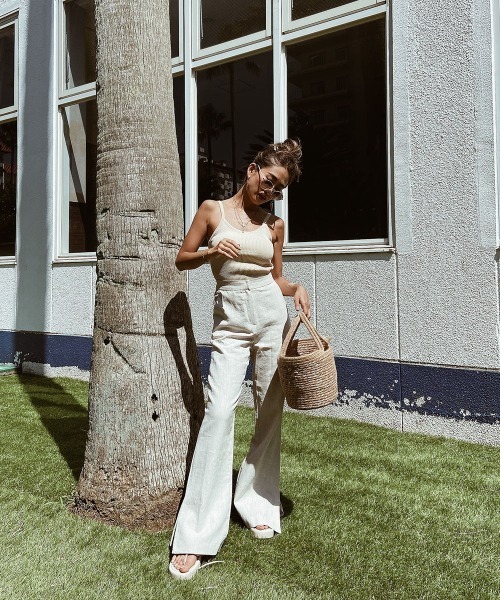 esutoreja(エストレジャ)の「シンプルリブキャミソール(キャミソール・レディース・ホワイト/ブラック/ベージュ・FREE)」の18枚目の写真