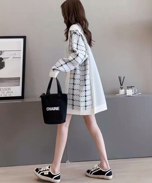 ABITOKYO（アビトーキョー）の「サイド柄ジャカードドッキングチュニックプルオーバー（ニット/セーター・レディース・ホワイト/ブラック/グレー・FREE）」の6枚目の写真