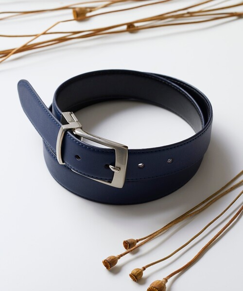 tk.TAKEO KIKUCHI(ティーケータケオキクチ)の「◆レザーリバーシブルベルト(ベルト・メンズ・ブラック/ダークブラウン/ネイビー・00)」の3枚目の写真