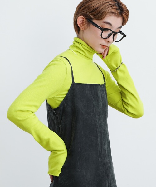 select MOCA（セレクトモカ）の「2021 AW ハイネックカットオフニット（ニット/セーター・レディース・レッド/ピンク/ライム/ブルー・FREE）」の2枚目の写真