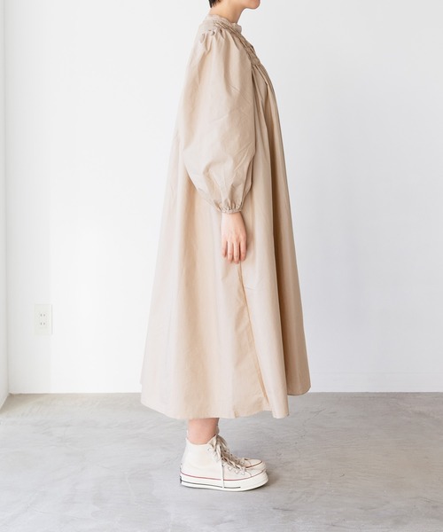 note et silence （ノートエシロンス）の「◇【AMB100貨】オーガニックリサイクルブロード シャーリングワンピース（ワンピース・レディース・グレー/ベージュ/ブラック・FREE）」の6枚目の写真