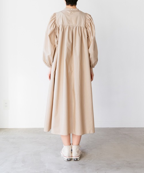 note et silence （ノートエシロンス）の「◇【AMB100貨】オーガニックリサイクルブロード シャーリングワンピース（ワンピース・レディース・グレー/ベージュ/ブラック・FREE）」の11枚目の写真