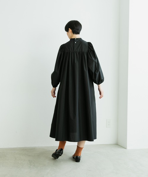 note et silence （ノートエシロンス）の「◇【AMB100貨】オーガニックリサイクルブロード シャーリングワンピース（ワンピース・レディース・グレー/ベージュ/ブラック・FREE）」の18枚目の写真