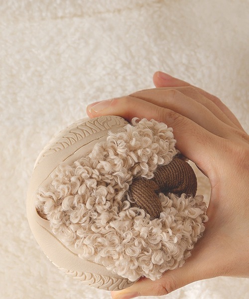 aimoha（アイモハ）の「【aimoha-KIDS-】ボアルームシューズ（ルームシューズ/スリッパ・キッズ・ブラック/ピンク/ベージュ/グレー・15 /21/14/17/20/18/16/19）」の10枚目の写真