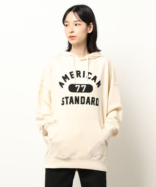 SEVENDAYS=SUNDAY（セブンデイズサンデイ）の「フロッキープリント裏毛パーカーA　＊（パーカー・レディース・アイボリー/ネイビー/杢グレー・L/M/S）」の4枚目の写真