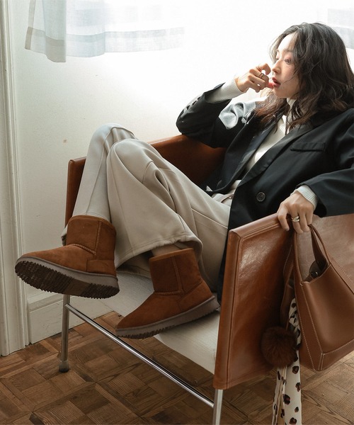 KOBE LETTUCE（コウベレタス）の「ショート丈ムートンブーツ（ブーツ・レディース・ブラック/チャコールグレー/ダークブラウン/グレー系/ブラック系/ブラック系その他3/キャメル/ブラック系1/ブラック系2/チャコール/ブラウン系・M/LL/L/S）」の18枚目の写真