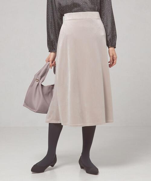 closet story(クローゼットストーリー)の「<closet story(クローゼットストーリー)>カットパイル フレア ロングスカート(スカート・レディース・ライトグレー/ピンク・FREE)」の2枚目の写真