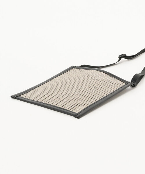 BEAMS LIGHTS(ビームスライツ)の「BEAMS LIGHTS / パンチング ペーパー バッグ(トートバッグ・メンズ・ブラック/ブラウン系その他2・ONE SIZE)」の7枚目の写真