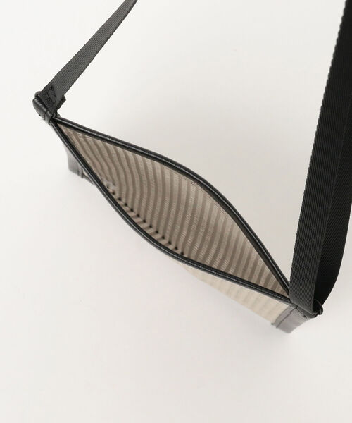 BEAMS LIGHTS(ビームスライツ)の「BEAMS LIGHTS / パンチング ペーパー バッグ(トートバッグ・メンズ・ブラック/ブラウン系その他2・ONE SIZE)」の10枚目の写真