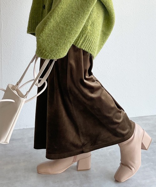 w closet（ダブルクローゼット）の「マットベロアマキシスカート（スカート・レディース・ブラック/ブラウン/グリーン系その他・FREE）」の12枚目の写真
