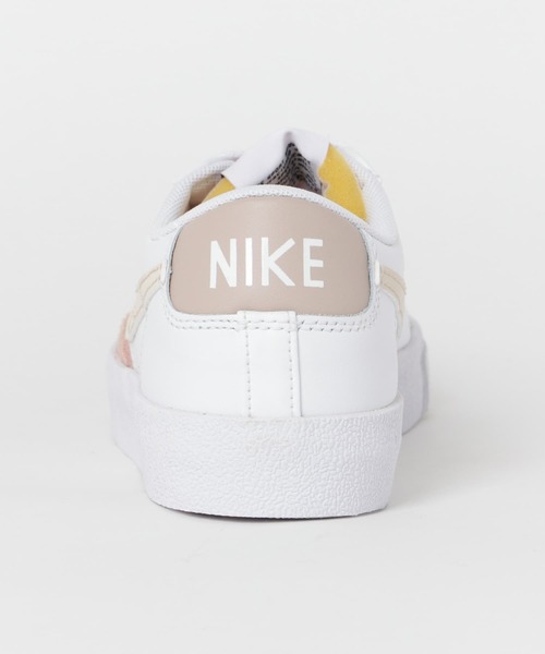 NIKE（ナイキ）の「NIKE　ナイキ ブレーザー LOW 77（スニーカー・レディース・ホワイト/ホワイト系その他・24/24.5/23.5）」の15枚目の写真