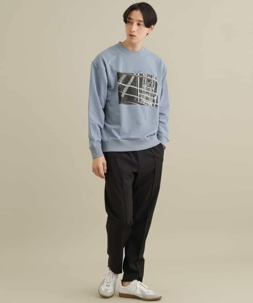 a.v.v(アーヴェヴェ)の「フォトグラファーコラボプリントプルオーバー(スウェット・メンズ・ホワイト/ライトブルー・46/48/44/50)」の13枚目の写真
