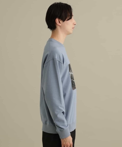 a.v.v(アーヴェヴェ)の「フォトグラファーコラボプリントプルオーバー(スウェット・メンズ・ホワイト/ライトブルー・46/48/44/50)」の19枚目の写真