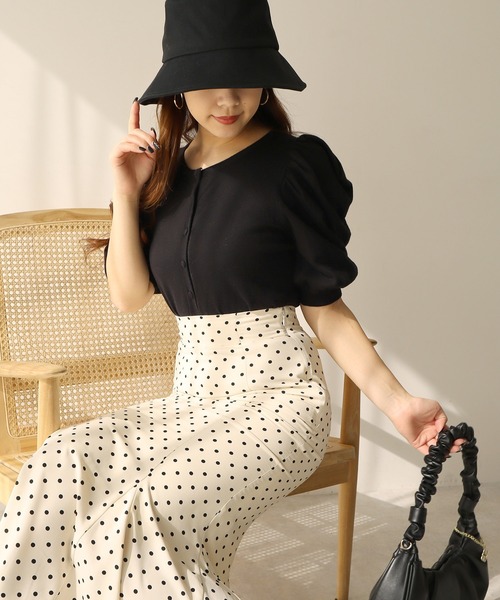 ROYAL PARTY（ロイヤルパーティー）の「【ZOZO限定】パフスリーブコンパクトカーディガン（カーディガン/ボレロ・レディース・グリーン/オフホワイト/パープル/ブラック/ベージュ・FREE）」の7枚目の写真