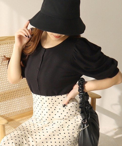 ROYAL PARTY（ロイヤルパーティー）の「【ZOZO限定】パフスリーブコンパクトカーディガン（カーディガン/ボレロ・レディース・グリーン/オフホワイト/パープル/ブラック/ベージュ・FREE）」の9枚目の写真