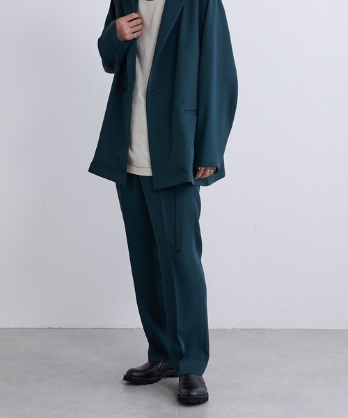 Lui's(ルイス)の「センタープレステーパードパンツ(スラックス・メンズ・ブラック/オフホワイト/グリーン/キャメル・SMALL/MEDIUM)」の3枚目の写真