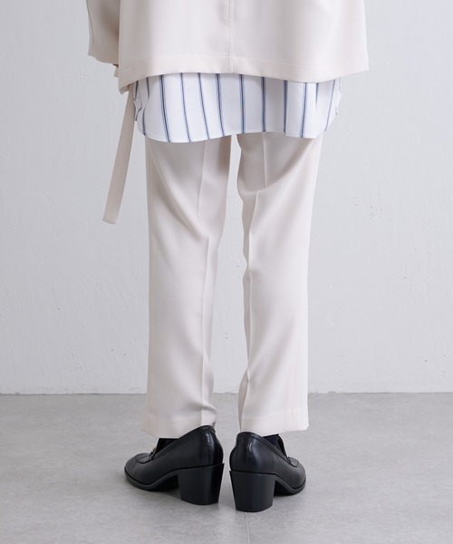 Lui's(ルイス)の「センタープレステーパードパンツ(スラックス・メンズ・ブラック/オフホワイト/グリーン/キャメル・SMALL/MEDIUM)」の7枚目の写真