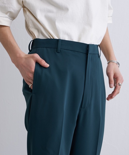 Lui's(ルイス)の「センタープレステーパードパンツ(スラックス・メンズ・ブラック/オフホワイト/グリーン/キャメル・SMALL/MEDIUM)」の21枚目の写真