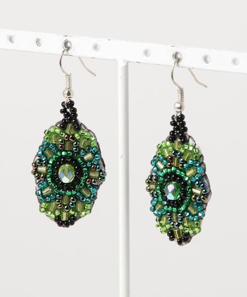 TIME WILL TELL WORKS（タイムウィルテルワークス）の「CRYSTAL CANASTASIA EARRING（ピアス（両耳用）・レディース・レッド系その他/ターコイズブルー/グリーン/ブラック/ブルー/ゴールド・ONE SIZE）」の3枚目の写真