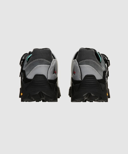 A-COLD-WALL*（アコールドウォール）の「ACWxROA MINAR GREY/BLACK（スニーカー・メンズ・グレー系その他・44/40/41/42/43）」の4枚目の写真