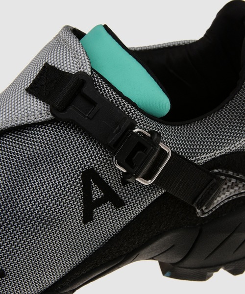 A-COLD-WALL*（アコールドウォール）の「ACWxROA MINAR GREY/BLACK（スニーカー・メンズ・グレー系その他・44/40/41/42/43）」の7枚目の写真