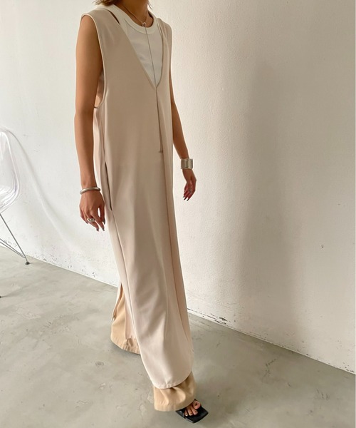 AIC.（エーアイシー）の「【再入荷】2WAYジップデザインVネックロングワンピース（ワンピース・レディース・ブラック/アイボリー・FREE）」の14枚目の写真