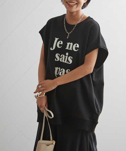 OUVRAGE CLASSE(ウヴラージュクラス)の「カットオフ裏毛プルオーバー(Tシャツ/カットソー・レディース・グレイッシュベージュ/ブラック/ホワイト・FREE)」の9枚目の写真